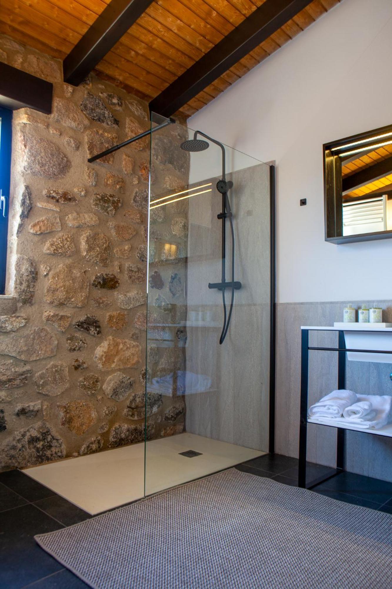 Aqua Et Oleum Hotel Villamiel Room photo